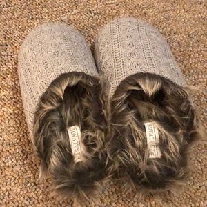 p.j salvage slippersNWOT